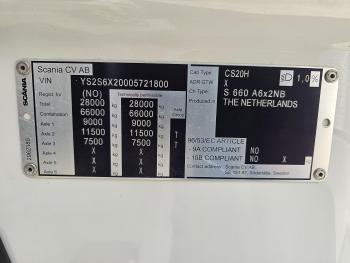 S660 V8 6x2 BOOGIE / RETARDER / FULL AIR SUSPENSION